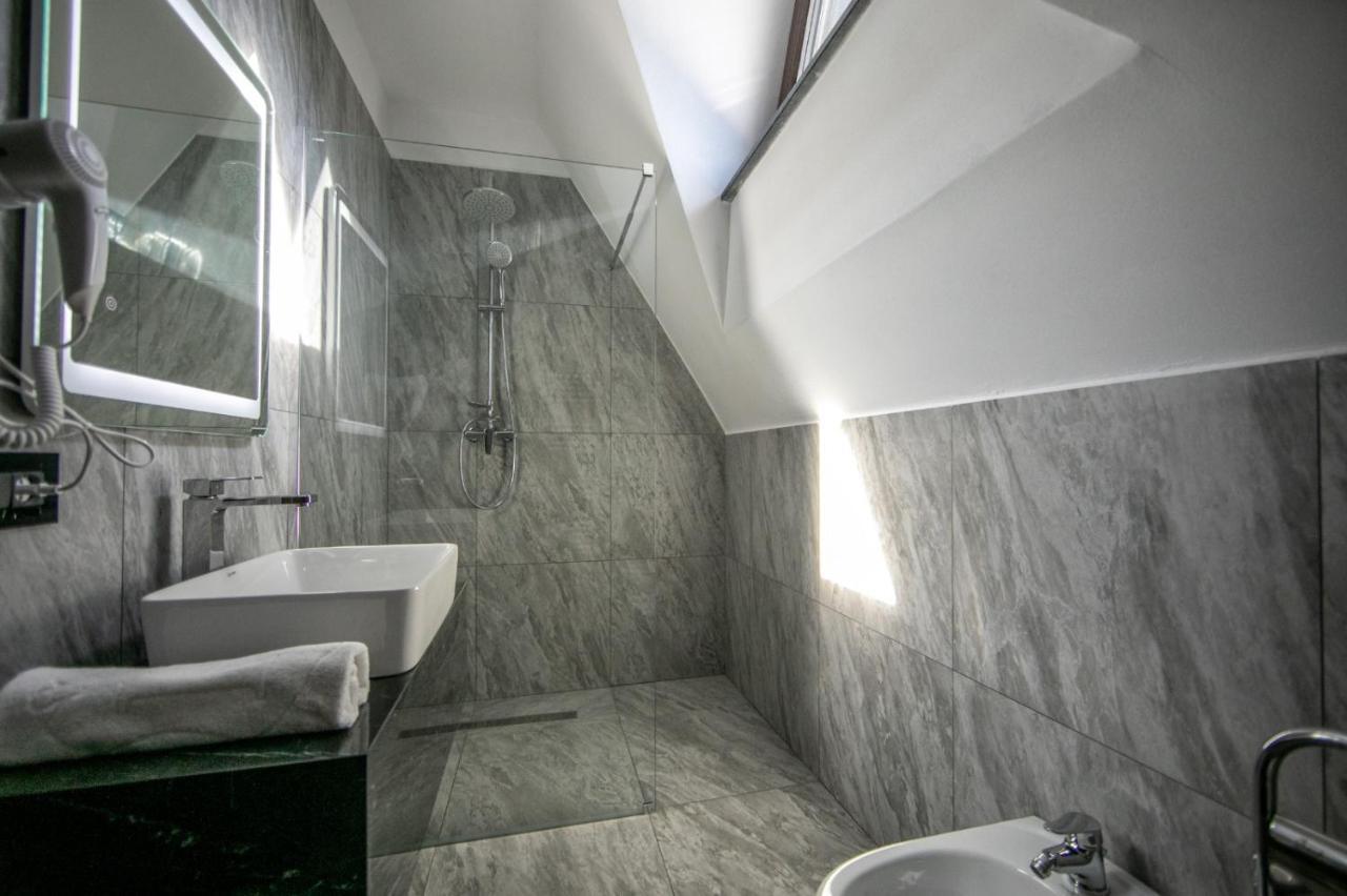 Hotel Hanul Tentea-Pasul Gutai Baia Sprie Exterior foto
