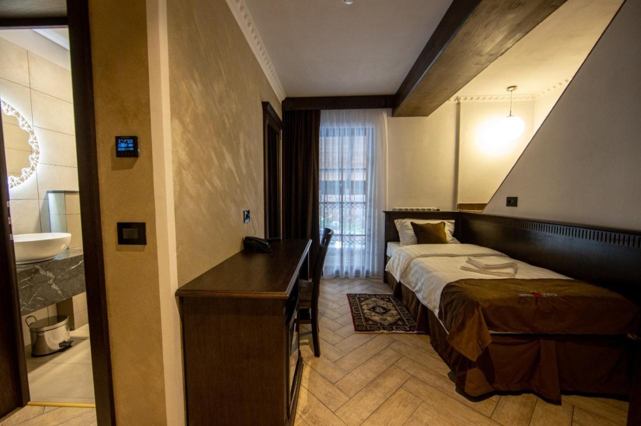 Hotel Hanul Tentea-Pasul Gutai Baia Sprie Exterior foto